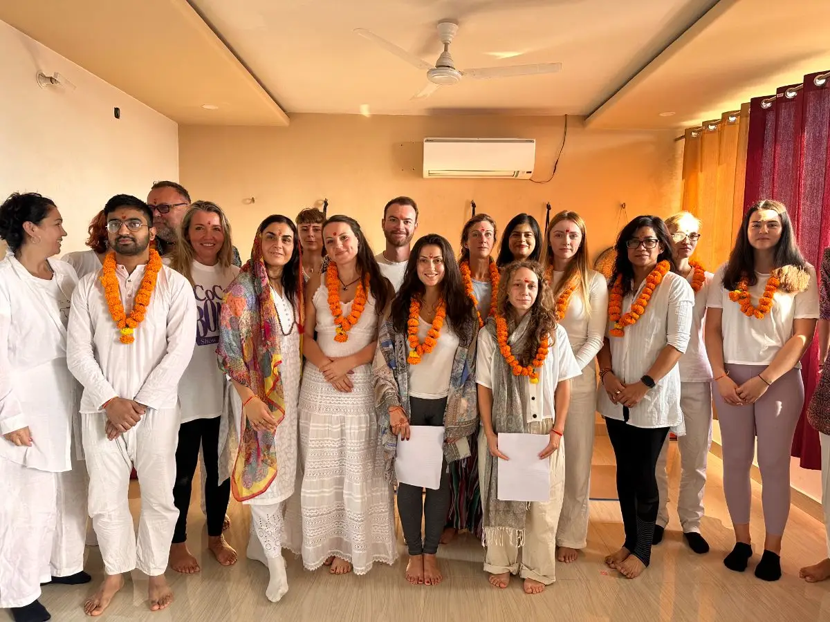 100 hyttc in rishikesh screenshot 3